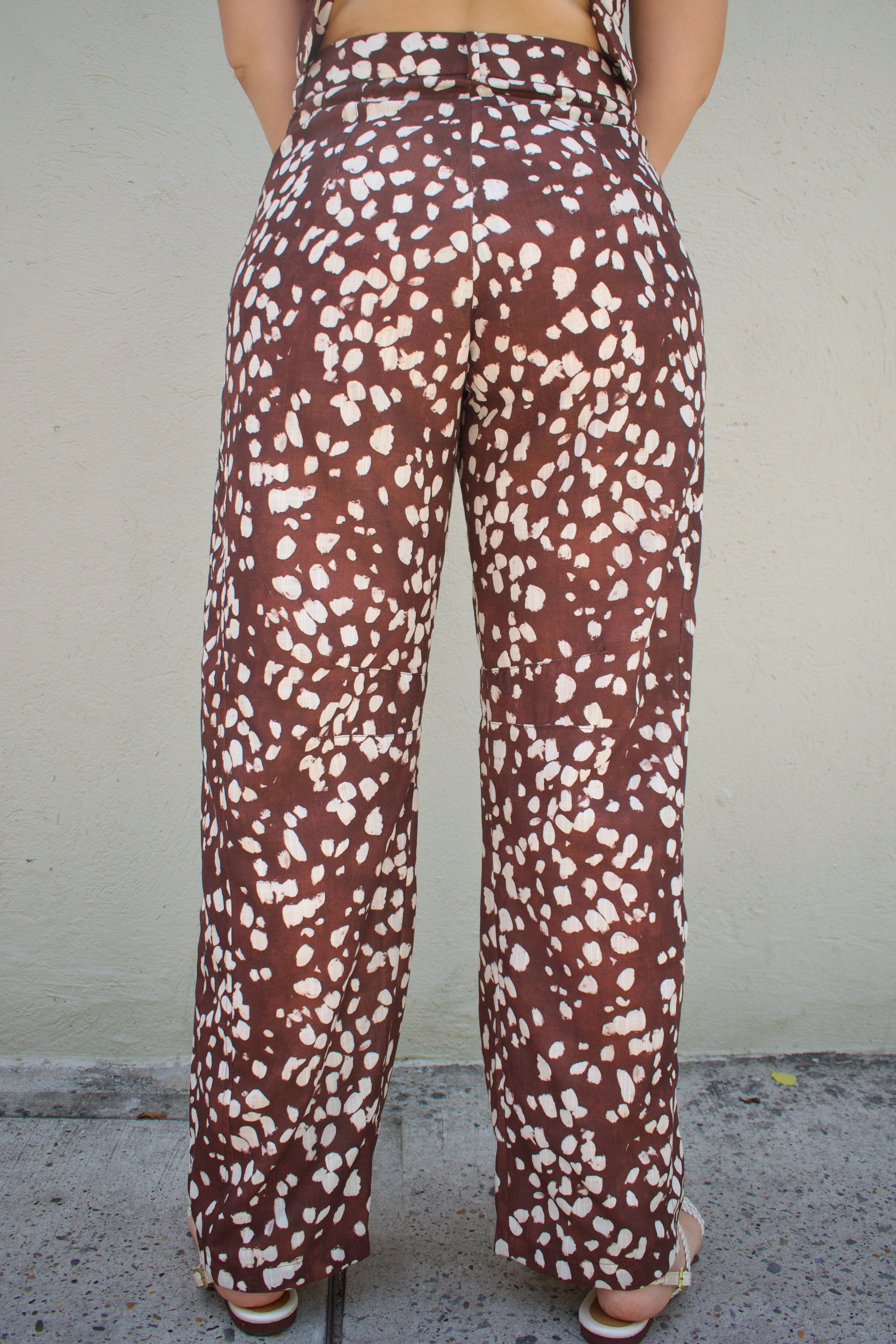 PANTALÓN EN LINO MISS BAMBI CHOCOLATE