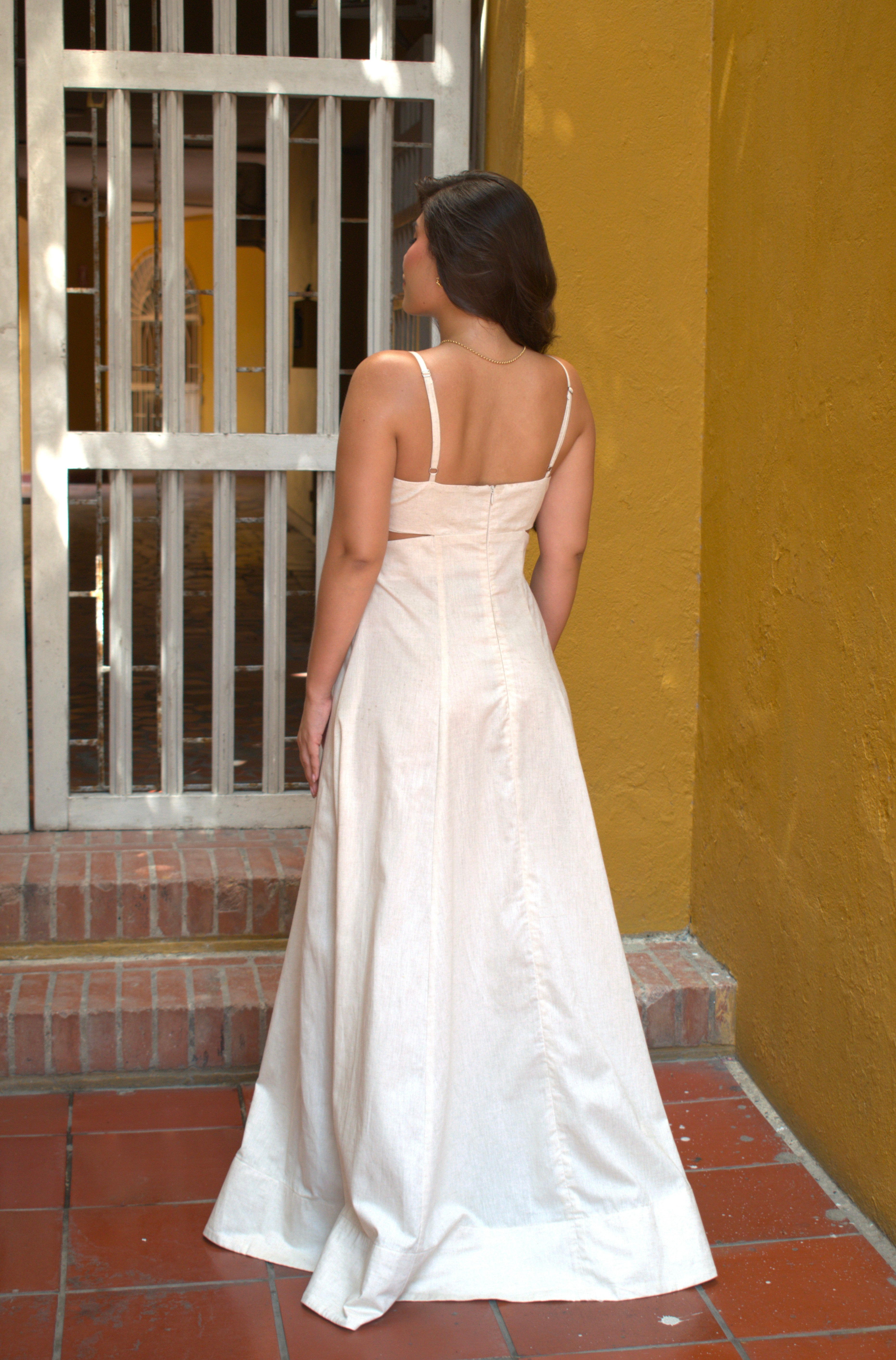 VESTIDO RUFFLE BEIGE