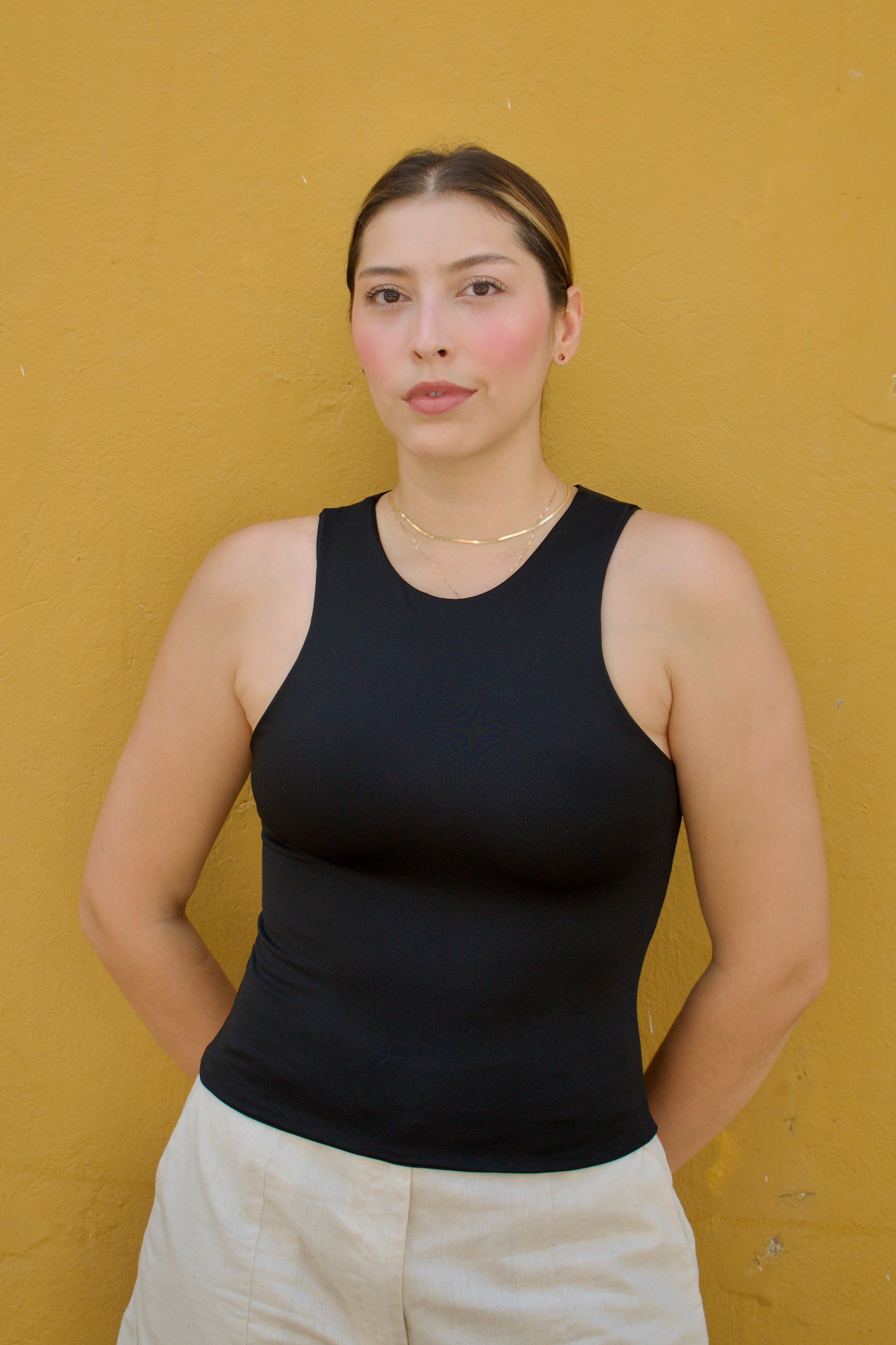 TOP BÁSICO NEGRO